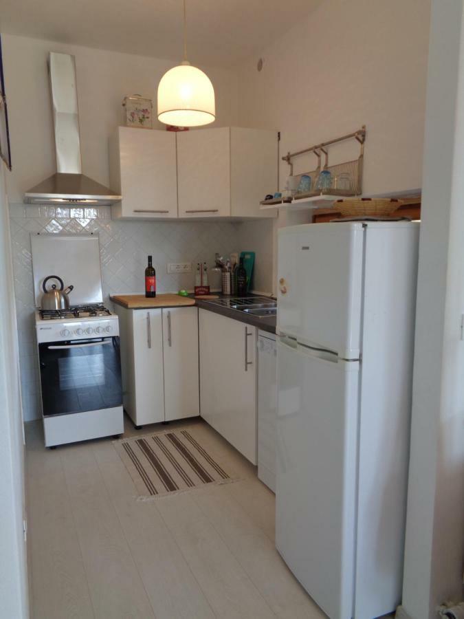 La Casa Di Nina Appartement Quercianella Buitenkant foto