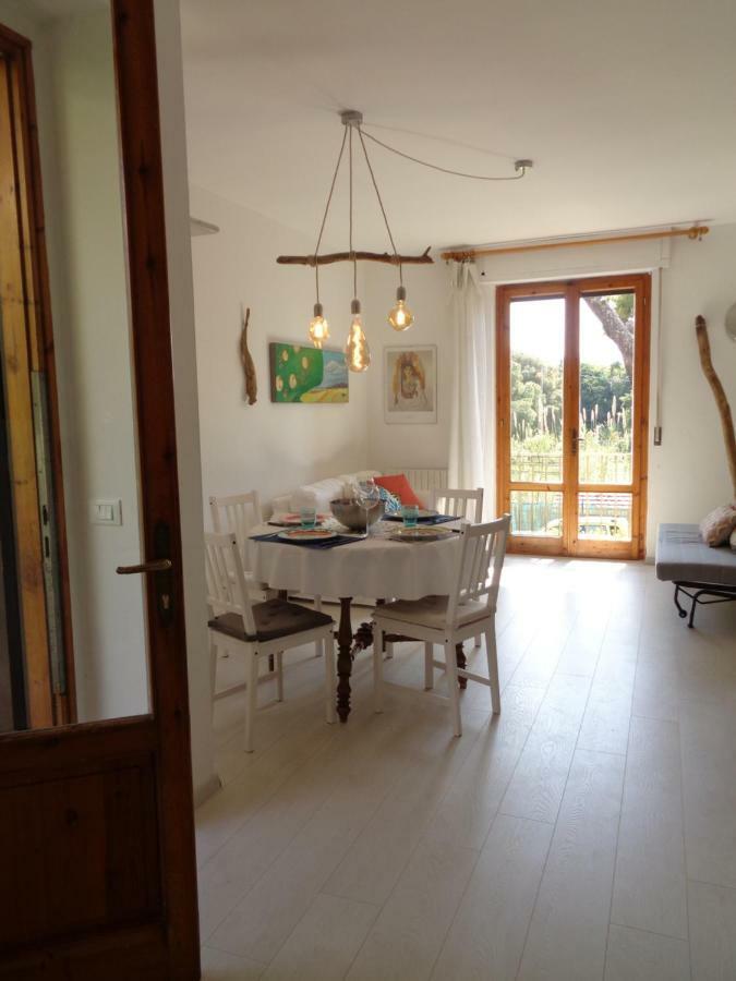 La Casa Di Nina Appartement Quercianella Buitenkant foto