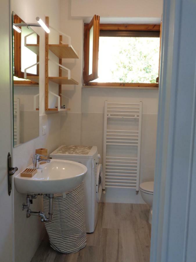 La Casa Di Nina Appartement Quercianella Buitenkant foto