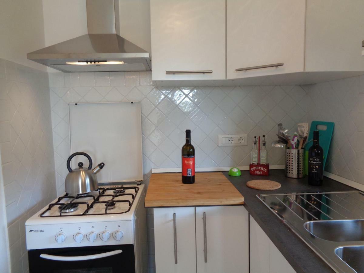La Casa Di Nina Appartement Quercianella Buitenkant foto